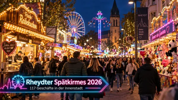 Rheydter Spätkirmes 2026 in der Innenstadt von Mönchengladbach-Rheydt mit beleuchteten Kirmesständen und Besuchern am Abend