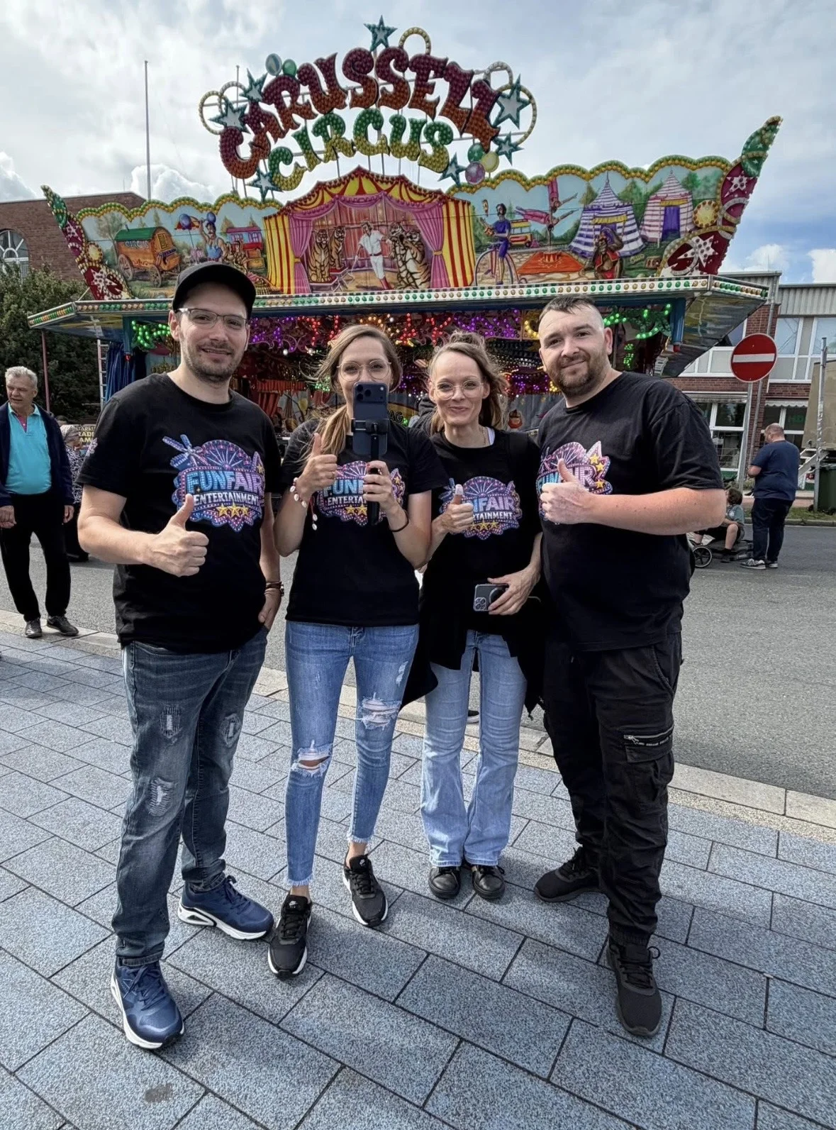 FunFair Entertainment stellt sich vor: Team, Sticker und Party auf der Kirmes Cola Edition